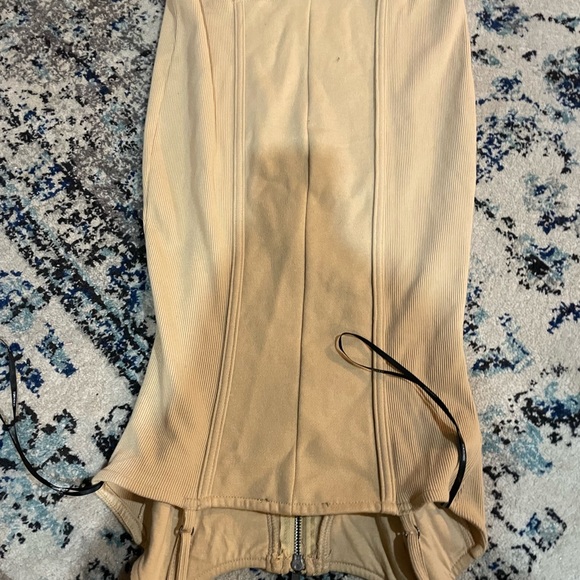 Small dress - Picture 3 of 3